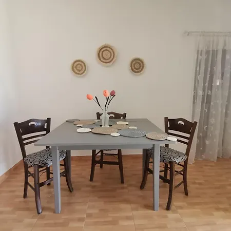 Holiday home Vineyard House Paraspori (Paros)