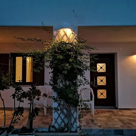Vineyard House Holiday home